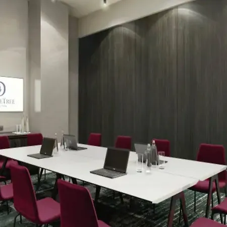 Hotel Doubletree By Hilton Snowhill